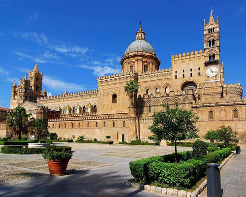 <img alt="" src="/user/pages/03.tours/02.itinerari/service-1.jpg?alt" />